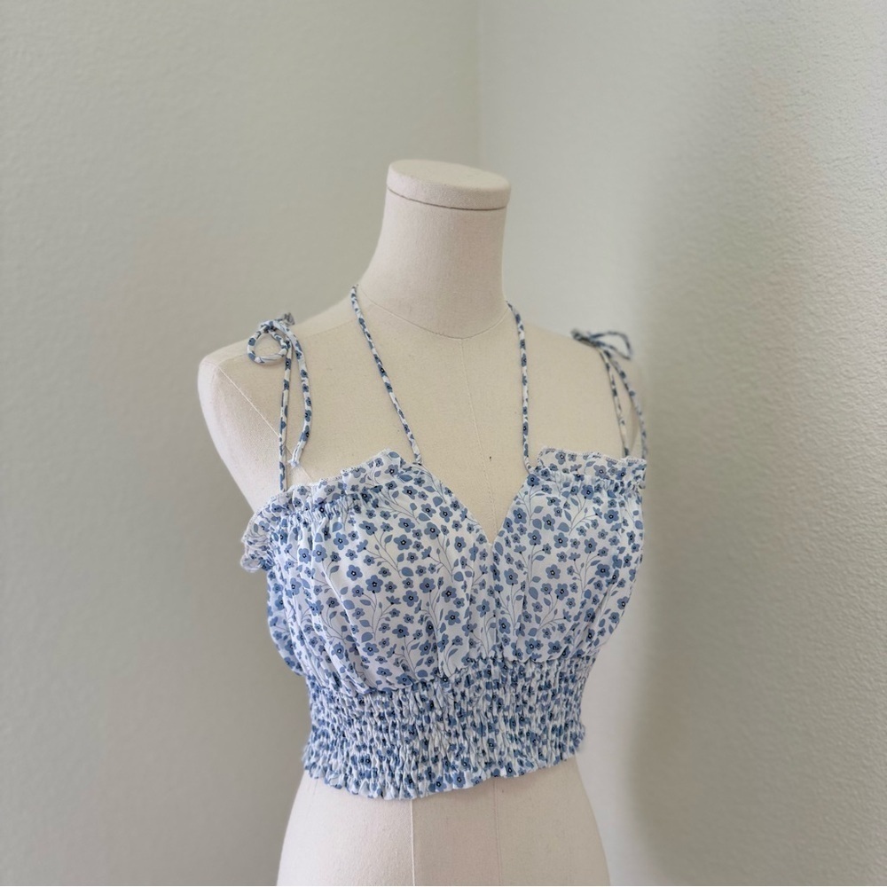 Princess Polly White and Blue Summer Benita Top Women’s Size 4